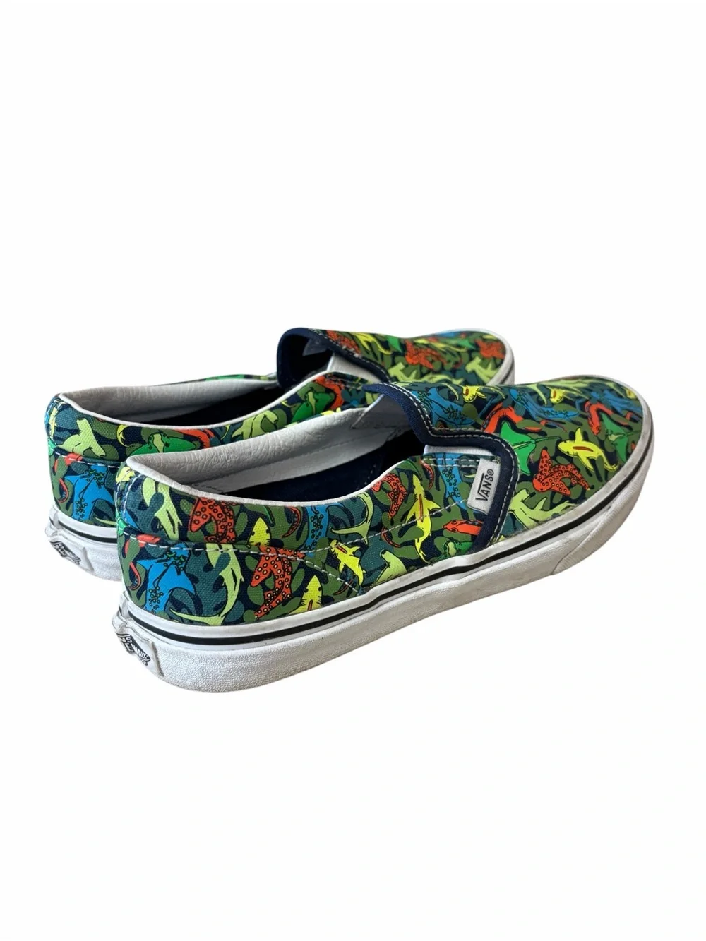 Vans Kids Classic Slip-On Shark Stingray Ocean Print Shoes Multicolor Size 6